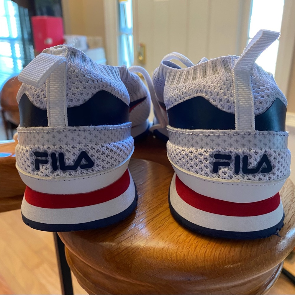 NEW FILA tennis shoes